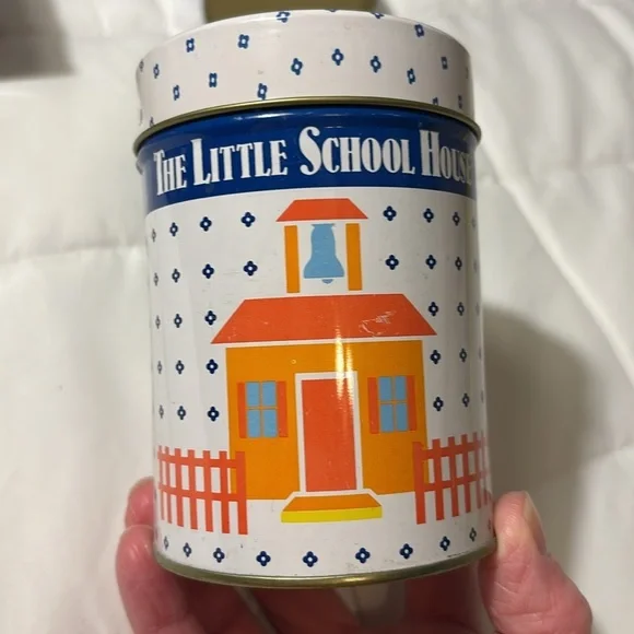 Vintage The Little School House 2 Sets Of Three Nesting Tins - 6 Tins - Picture 10 of 13